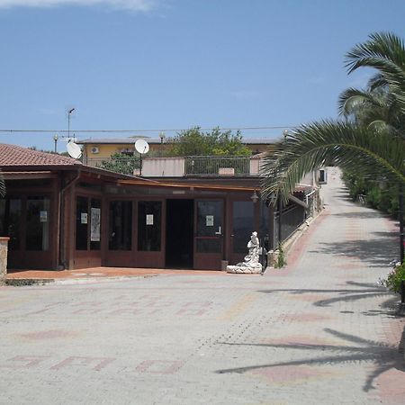 Agriturismo La Targa Buonfornello Eksteriør billede