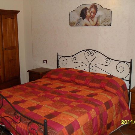 Agriturismo La Targa Buonfornello Eksteriør billede