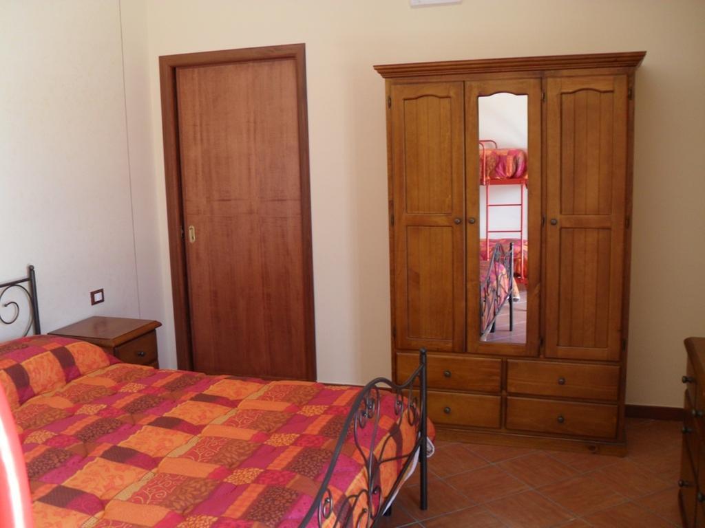 Agriturismo La Targa Buonfornello Værelse billede