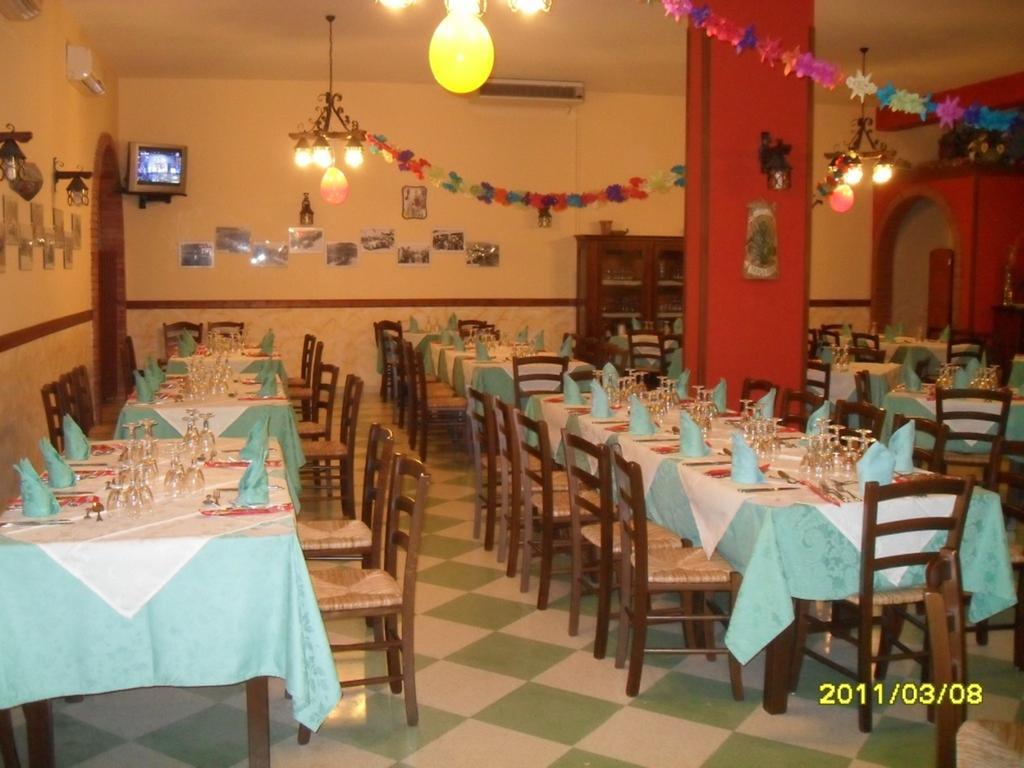 Agriturismo La Targa Buonfornello Eksteriør billede