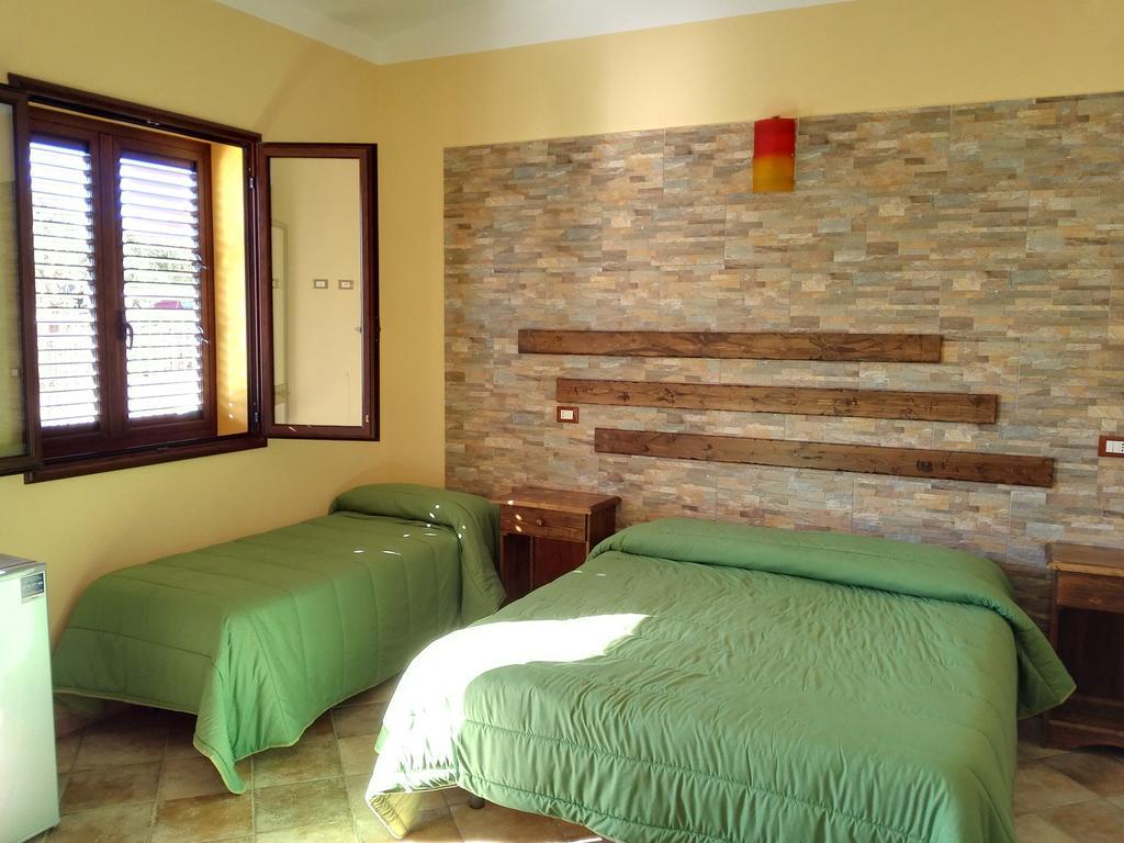 Agriturismo La Targa Buonfornello Værelse billede
